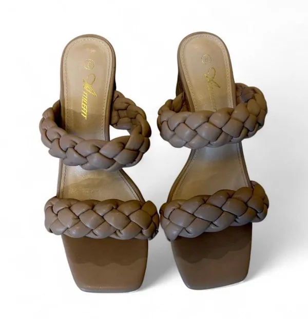 Heels Tan Size 8 - Image 2
