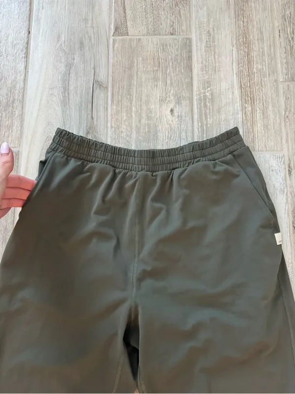 Vuori Boyfriend Sweatpants Size Small Kale Like New - Image 7