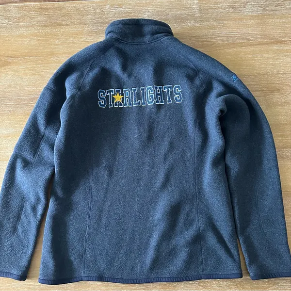 Patagonia Navy Quarter Zip Pull Over Sweater - Image 2