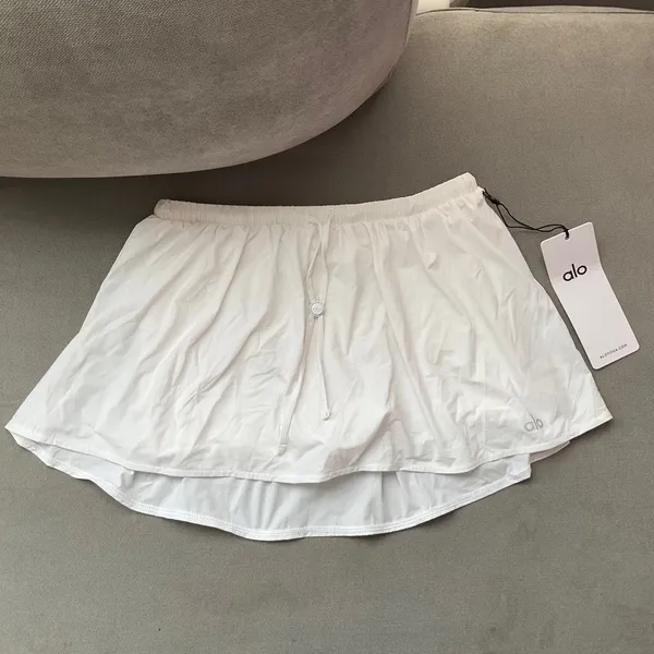 Alo Yoga Breezy Tennis Skirt White XS - Image 2