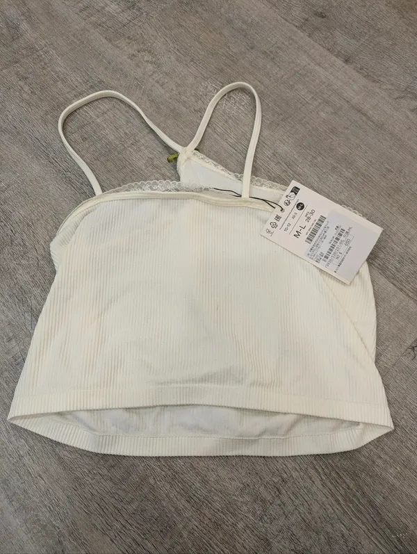 NWT Bershka Cream Halterneck Tank Top Size Large - Image 4
