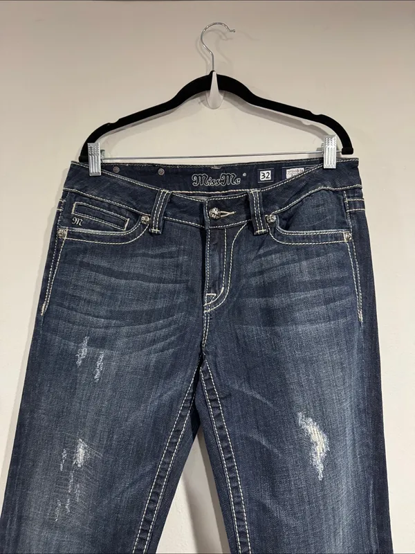 Miss Me jeans embellished boot cut NeW waist 32 - Image 5