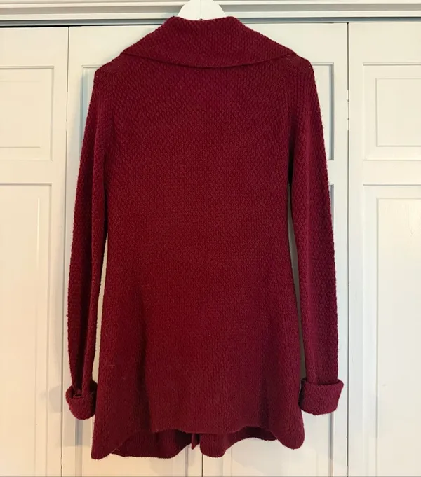 Patagonia 100% merino wool burgundy sweater jacket size small - Image 6