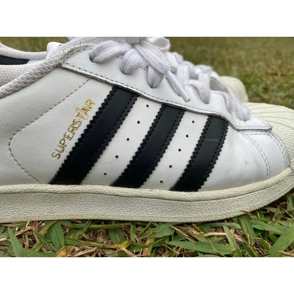 Adidas Superstar White Black Striped Sneakers‎ 9.5 Classic Streetwear Quiet Luxe - Image 5