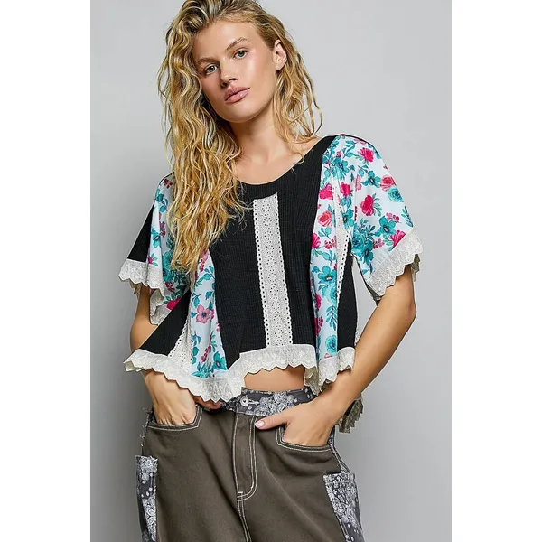 POL Round Neck Ribbed‎ Cropped Top with Lace Detail - Medium - Image 2