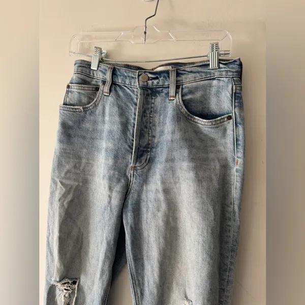 Aritzia Denim Forum Light Wash The Arlo‎ High Rise Straight Distressed Jeans - Image 2