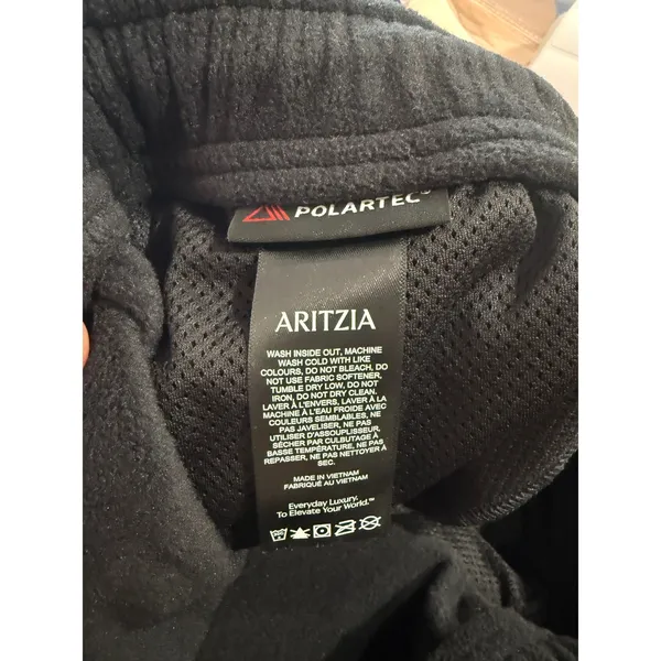 Golden by Aritzia Polartec Fleece Shorts Black Womens XS 119280 Tna Logo‎ - Image 5