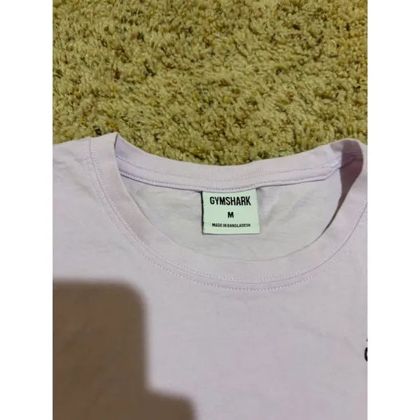 Gymshark Size M Lifting Club Legacy Crop Top Boxy Graphic Tee Shirt Faded Lilac - Image 4
