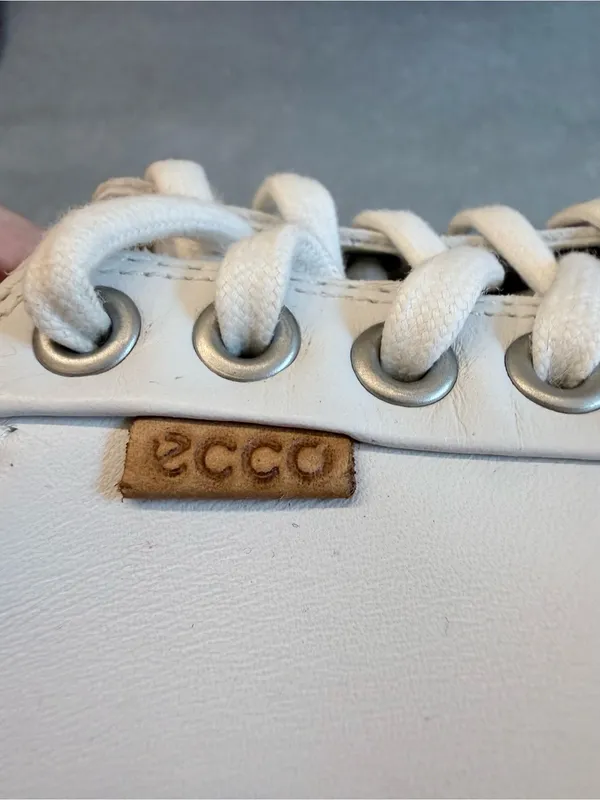 ECCO Soft 7 White Leather Lace Up Sneakers Size 6 - 6.5 - Image 7