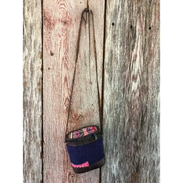 Vtg Llama Wool Crossbody Camera Case Purse‎ Hippie Blanket Leather - Image 5