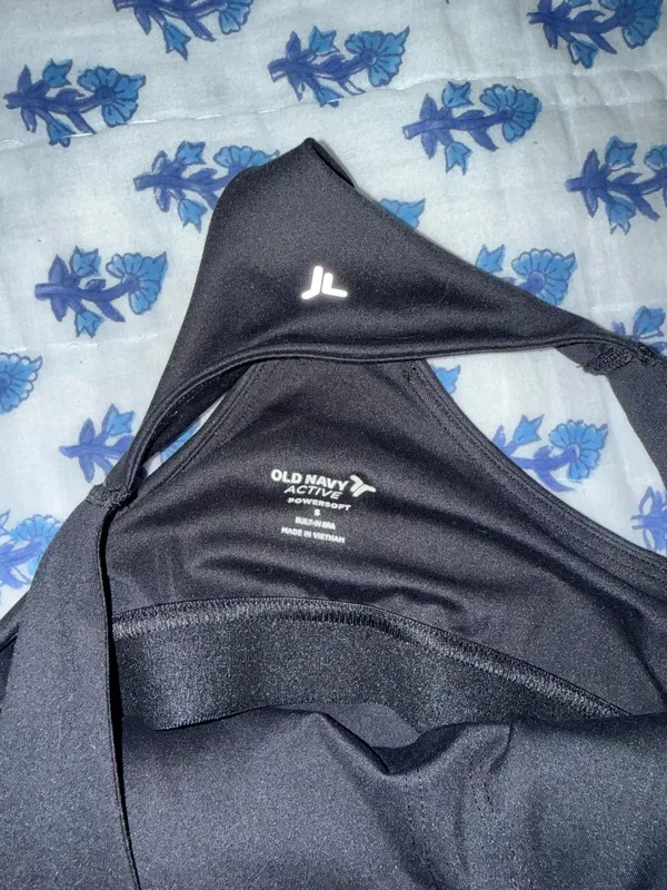 Old Navy Active Tank Top Black  - Image 3