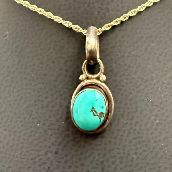 Vintage 925 Sterling Silver Oval Cabochon Turquoise Southwestern Pendant 2.3g. - Image 10