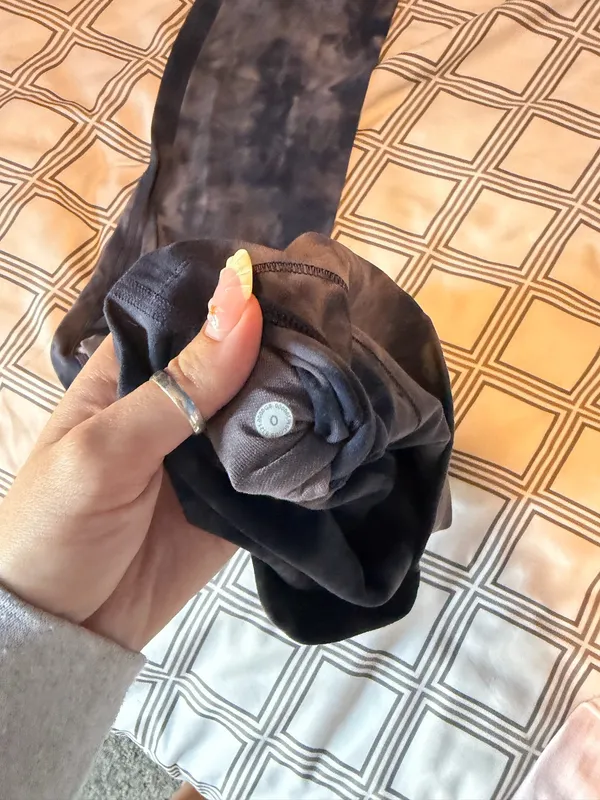 Lululemon leggings - Image 2