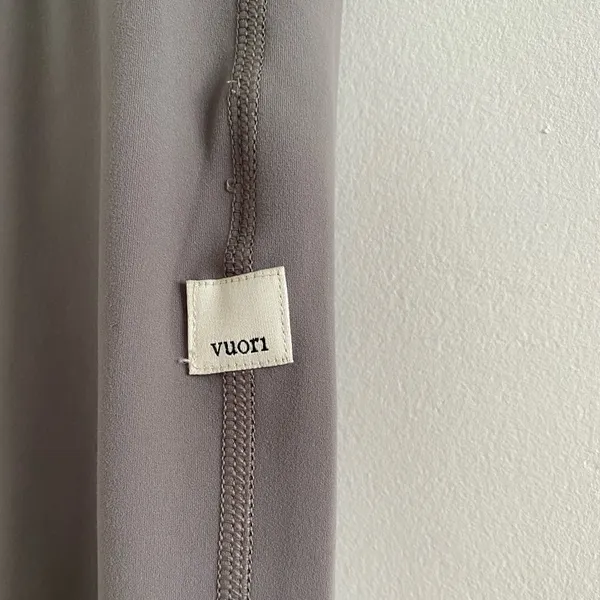 Vuori Women’s Grey Daily Joggers Size XS - Image 4