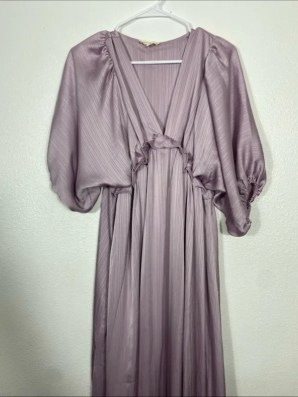 Vanilla Bay maternity long lilac V-neck pleated dress, size S - Image 5