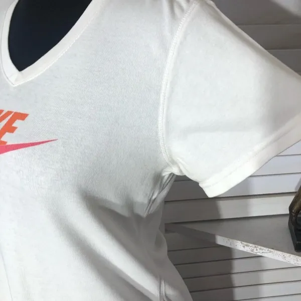 Vintage 90s Nike Swoosh Logo V Neck T Shirt White Pink Large - Image 11