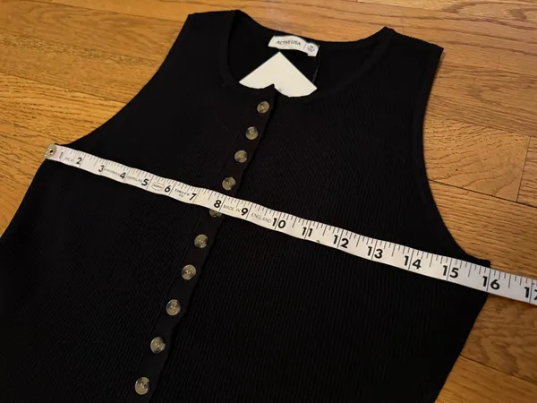 Sleeveless Peplum Top Black Sweater Button Detail size M - Image 6