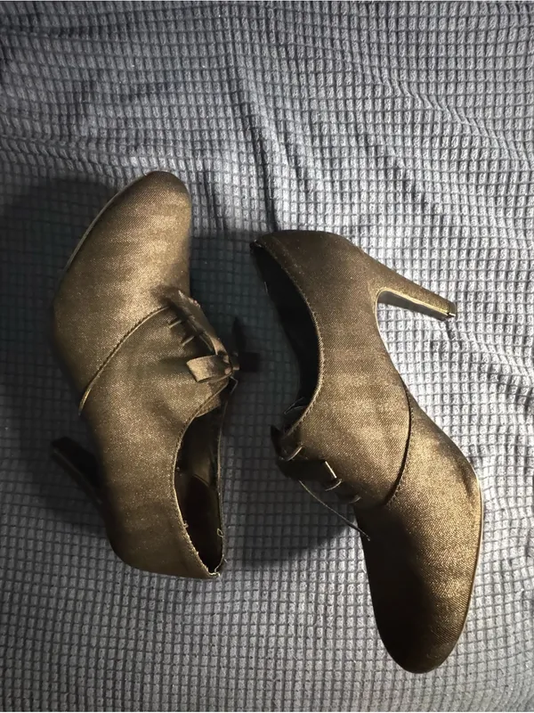 Vintage-style Ann Marino herringbone oxford heels - Image 4
