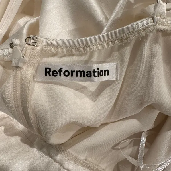Reformation Sauvignon Silk Dress in Ivory Size 10 - Image 10