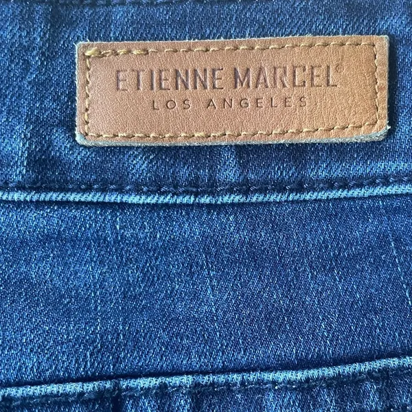 Etienne Marcel Flare Jeans Size 29 Excellent Condition‎ - Image 5