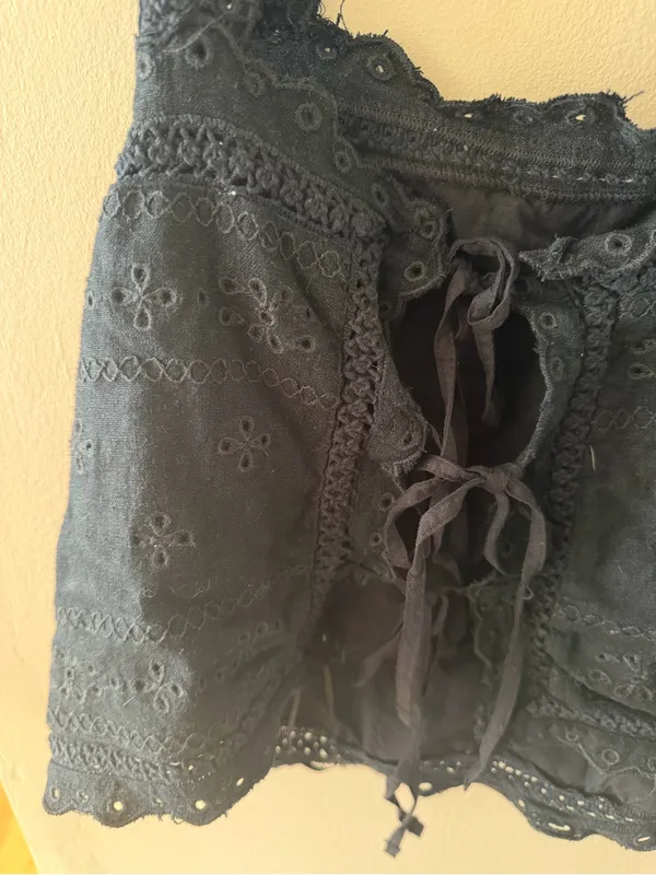 Abercrombie eyelet cropped tank - Image 5