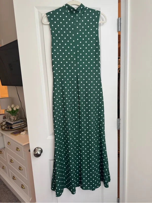 Milumia Dress Green Size M - Image 4