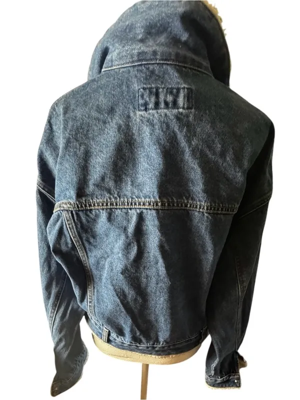 FOREVER 21 Denim Sherpa-Lined Jacket in Blue and Cream Sz S - Image 2