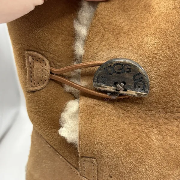 UGG Australia Bailey Button Suede Boots Size 8 Chestnut Brown Read - Image 5
