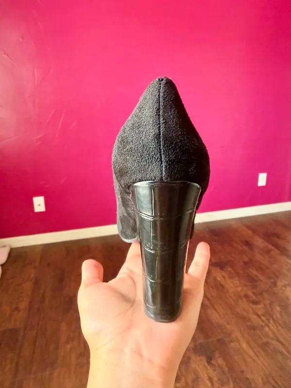 Black heels Size 7.5 - Image 2