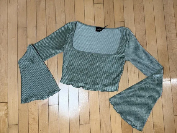Urban Outfitters Out From Under Velvet Ribbed Square Neck Size Small Green - Image 2