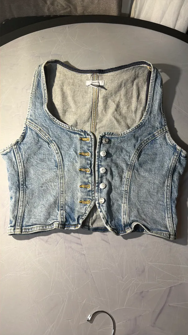 Forever 21 Sleeveless Jean Vest - Image 4