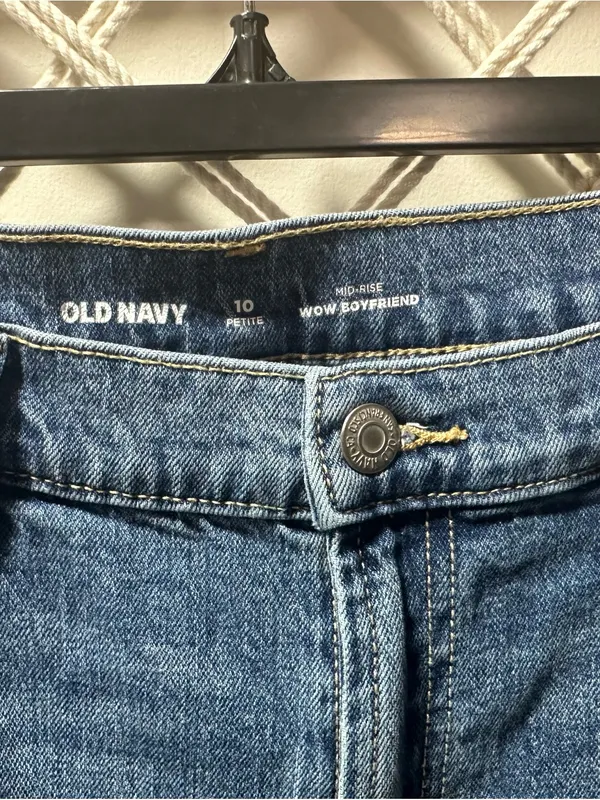 Old Navy Women's Boyfriend Jeans - Medium Blue Wash - Image 3