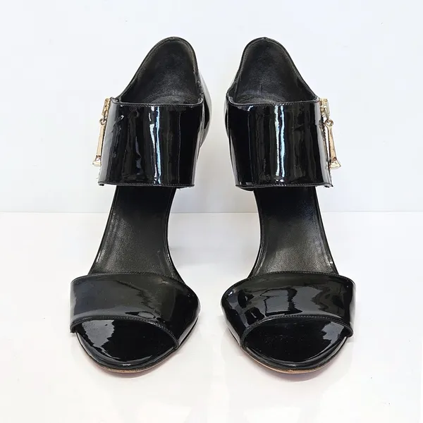 Gucci Black Patent Leather Ankle Cuff Sandal Heels Size 38.5 - Image 3