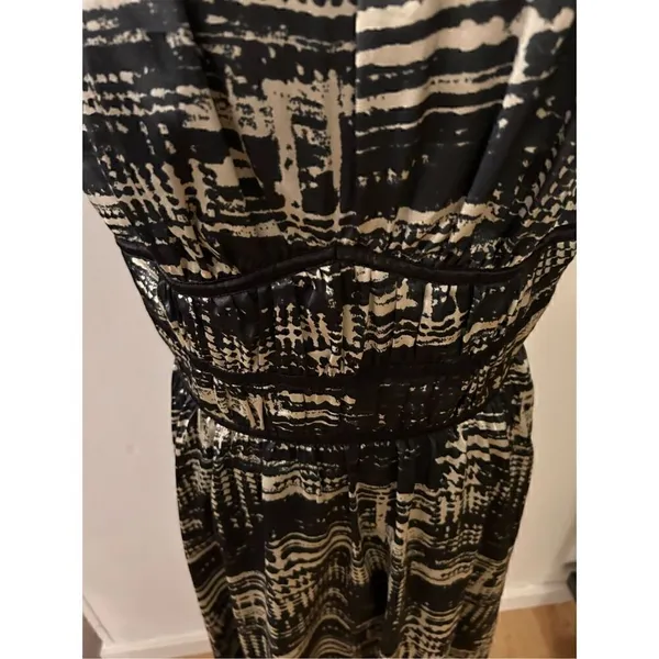 Aidan mattox Black and white size 18 dress - Image 5