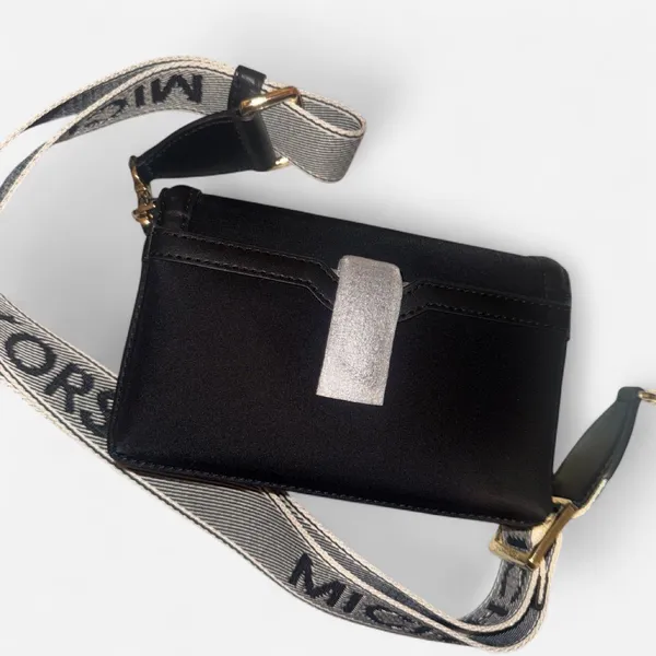 Michael Kors Jet Set Bag - Image 3