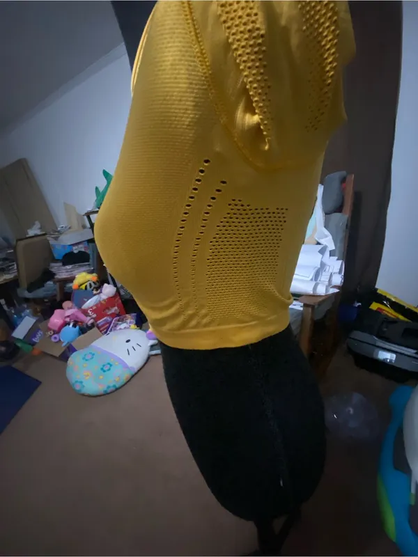 Gymshark Women’s Yellow Long-Sleeve Cropped Knit Top - Image 2