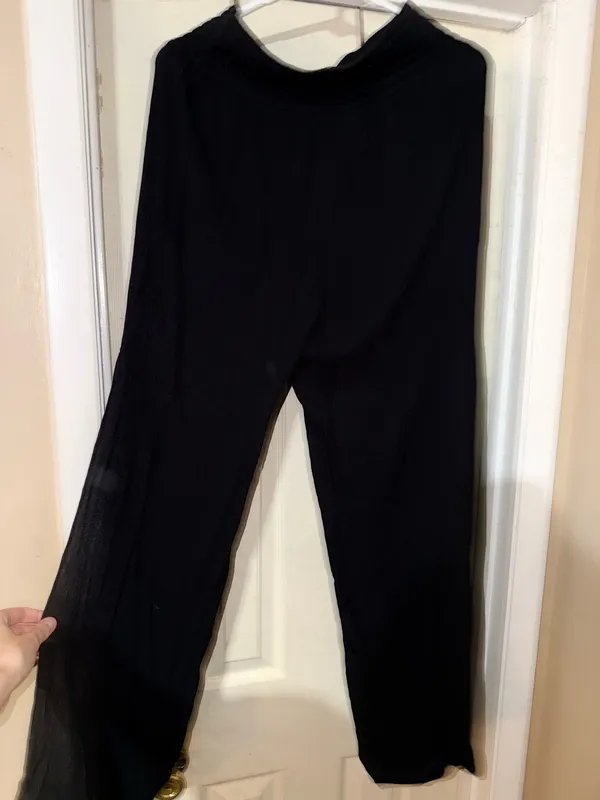 Kona Sol Black Pants w/ side slits - Image 5