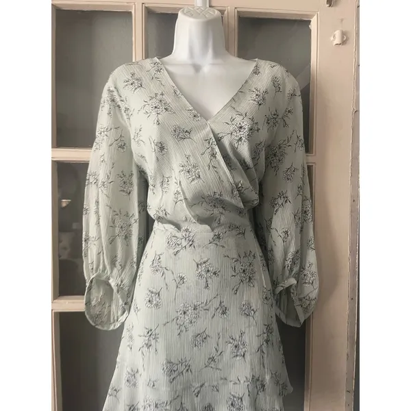 Club Monaco Pitched Sleeve Mini‎ Dress - Image 11