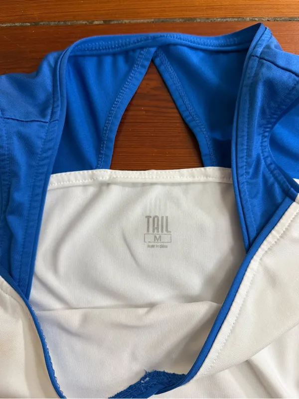 Tail Blue & White Cutout Back Sleeveless Performance Tank Top Sz Med 💚🍄 - Image 6