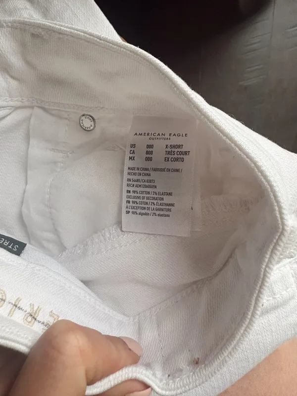 American Eagle Jeans - Image 3