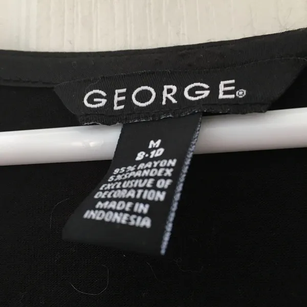 FINAL MARKDOWN LADIES George top medium 8/10 Black - Image 4