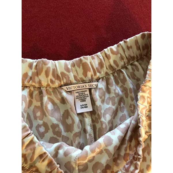 Victoria’s Secret leopard cheetah print comfy cozy lounge pajama sleep shorts - Image 3