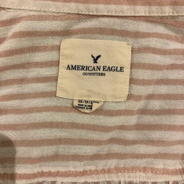 American Eagle nwot button up tee - Image 3