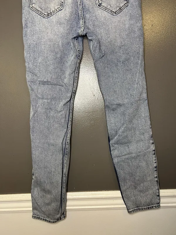 Abercrombie & Fitch Skinny High Rise Jeans Womens 2R Light Wash Distressed Denim - Image 6