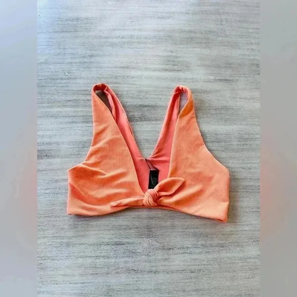 Free People Beach Riot Dallas Ribbed Bikini Top Size Medium NWOT $88 - Image 2