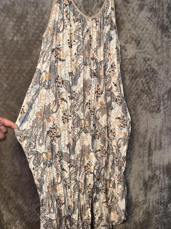 Hem & Thread Paisley Print Sleeveless Jumpsuit with Pockets - Image 2