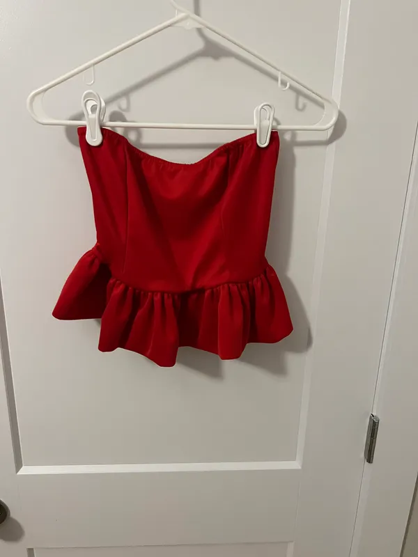 Boohoo Strapless Top - Image 3