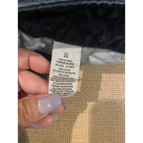 American Eagle Dark Denim Distressed Jean‎ Shorts Women’s Size 2 - Image 5