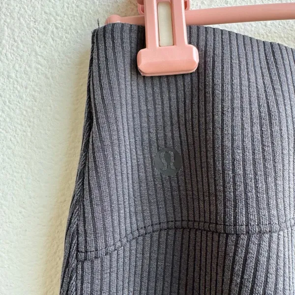 Lululemon Women's Brushed Softstreme Ribbed Zip Flare Pant 33” Black Size 6 - Image 4