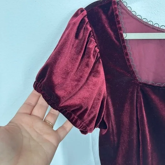 AURA Burgundy Babydoll Velvet Puff Sleeve‎ Square Neck Bow Top Womens Medium - Image 3